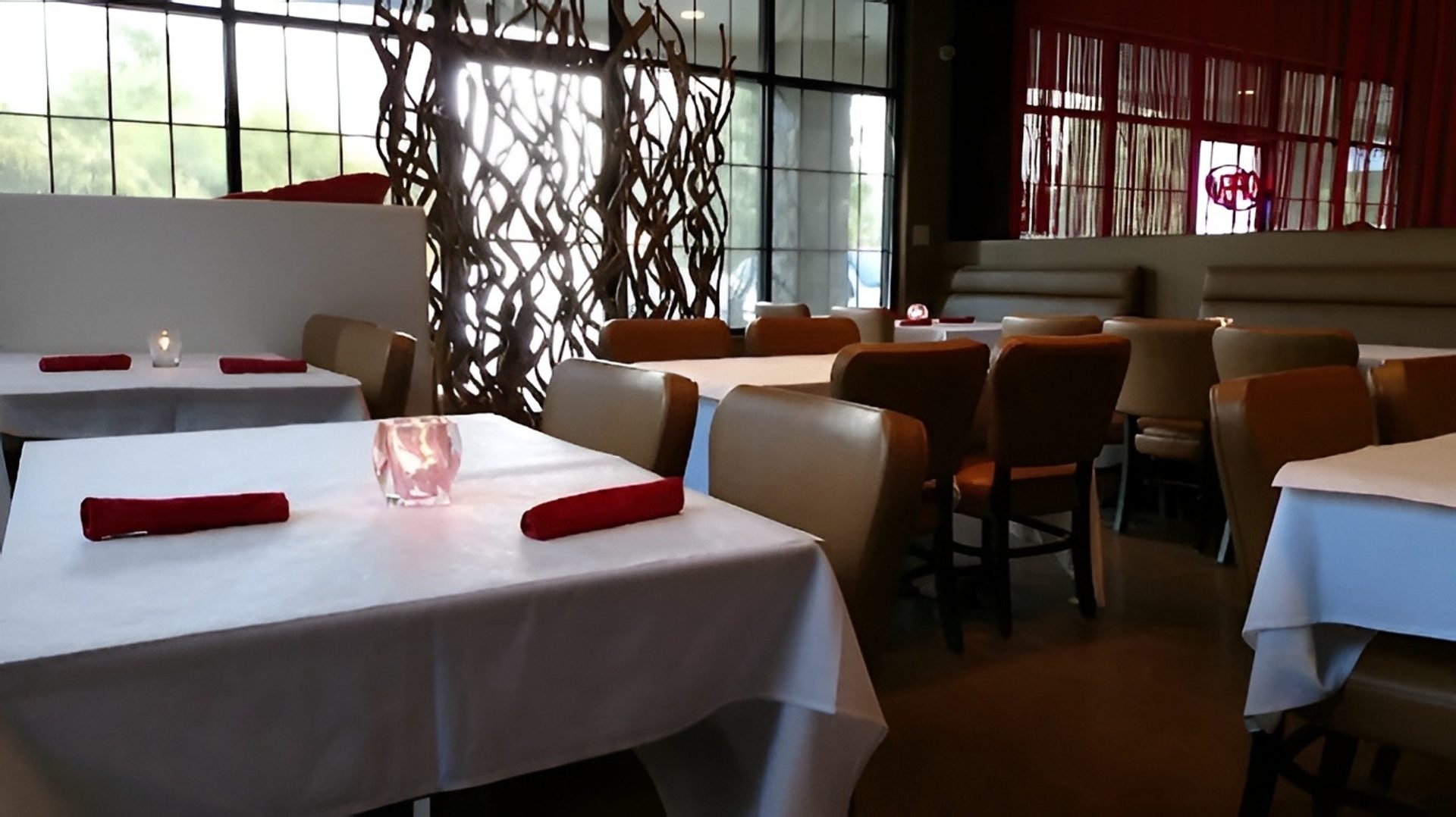 Cocktails, sake, wine, and more